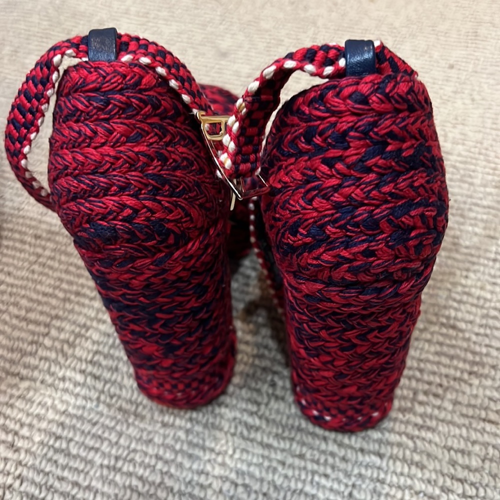 Platform sandals - Picture 4 of 4